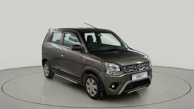 https://images10.gaadi.com/usedcar_image/3698004/original/slot__10151450776-9215d605fdbb4feb8e58bb23a37a216c-Exterior-7.jpg?imwidth=6400