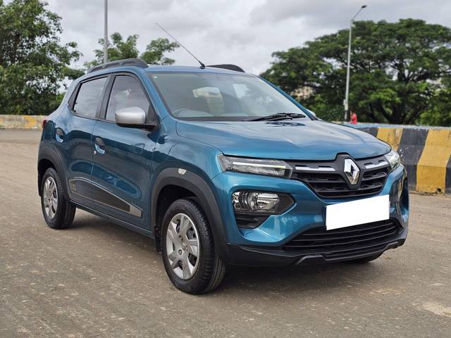 https://images10.gaadi.com/usedcar_image/3698015/original/processed_img2926330__used_car_2926330_1701442692.jpg?imwidth=6401