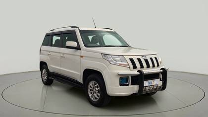 Mahindra TUV 300 T8 Mahindra TUV 300 T8