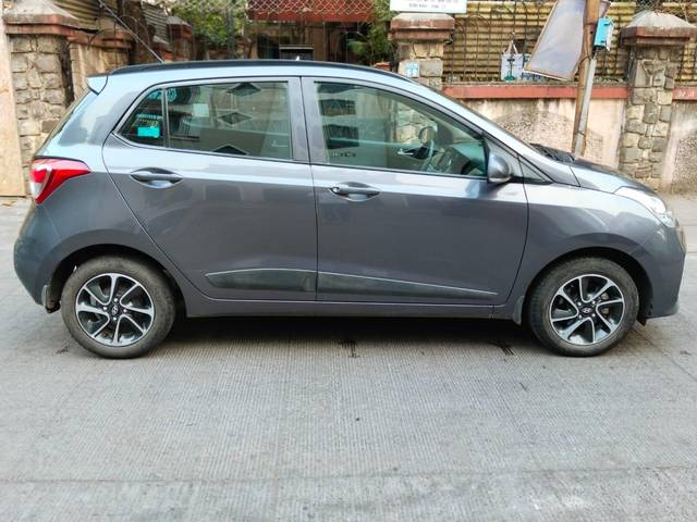 https://images10.gaadi.com/usedcar_image/3698037/original/processed_img2926341__used_car_2926341_1701440947.jpg?imwidth=6401
