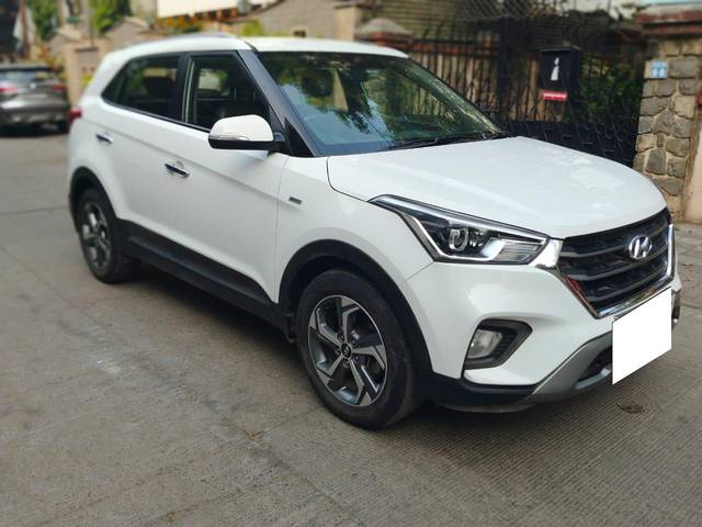 https://images10.gaadi.com/usedcar_image/3698047/original/processed_img2926345__used_car_2926345_1701441401.jpg?imwidth=6400
