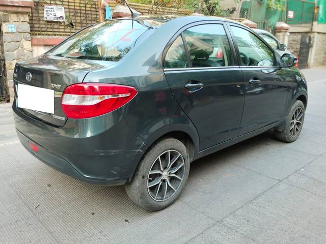 https://images10.gaadi.com/usedcar_image/3698066/original/processed_img2926352__used_car_2926352_1701442780.jpg?imwidth=6401