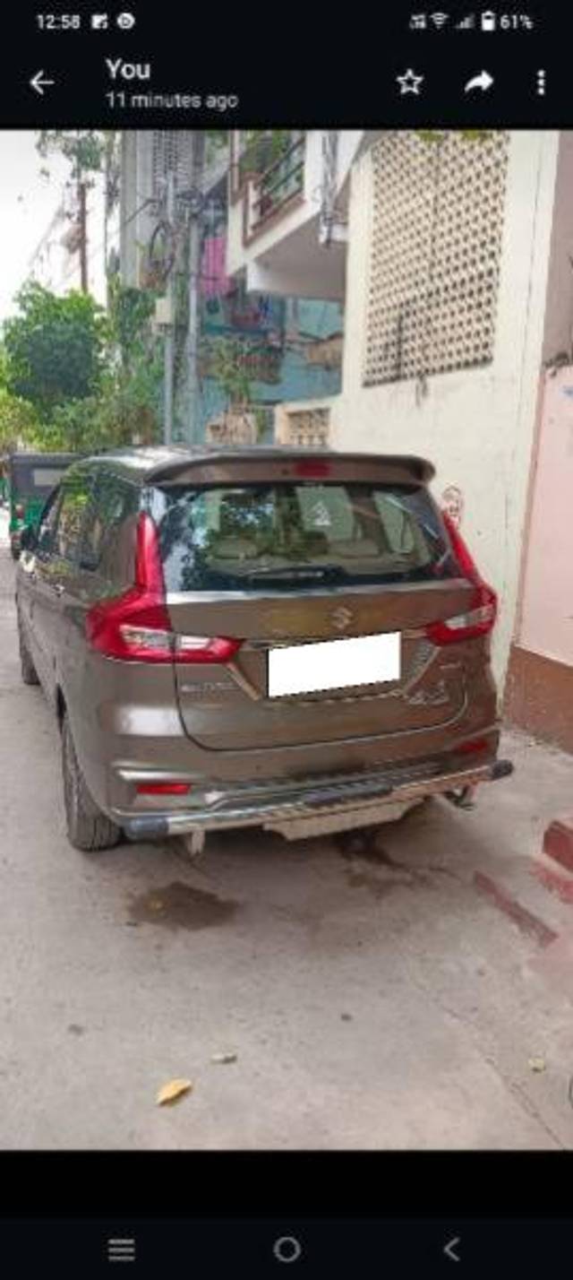 https://images10.gaadi.com/usedcar_image/3698127/original/processed_87a76da1-b34d-4d27-a62d-a86151705997.jpg?imwidth=6401