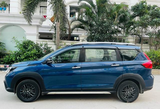 https://images10.gaadi.com/usedcar_image/3698160/original/img2926364__used_car_2926364_1701448936.jpg?imwidth=6402