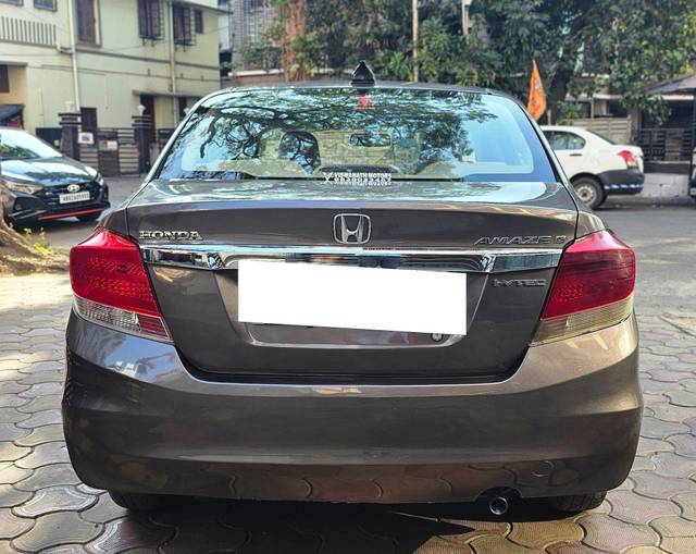 https://images10.gaadi.com/usedcar_image/3698242/original/processed_img2926372__used_car_2926372_1701453268.jpg?imwidth=6401