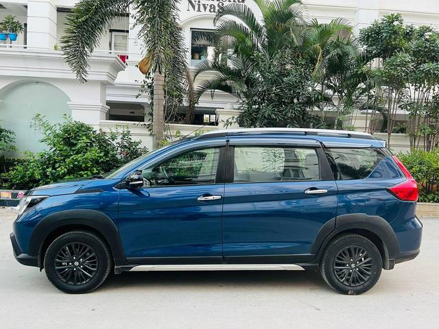 https://images10.gaadi.com/usedcar_image/3698322/original/processed_img2926377__used_car_2926377_1701466480.jpg?imwidth=6402