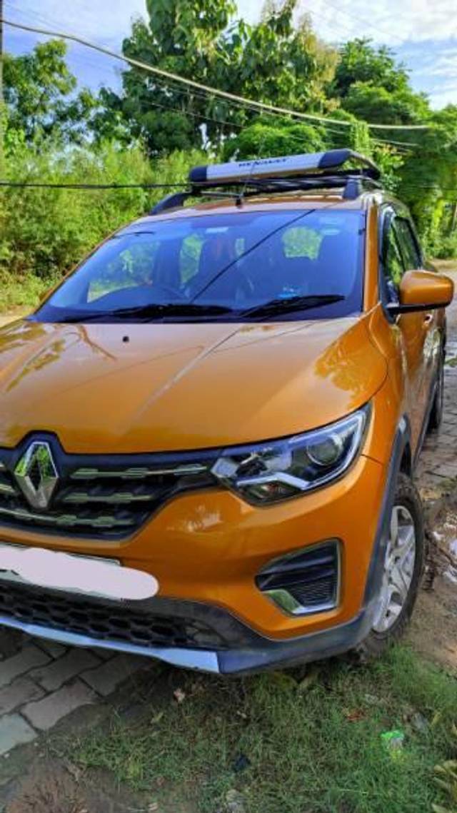 https://images10.gaadi.com/usedcar_image/3698357/original/processed_25515fa7-8c58-46c4-855c-f4c9bdc64093.jpg?imwidth=6400