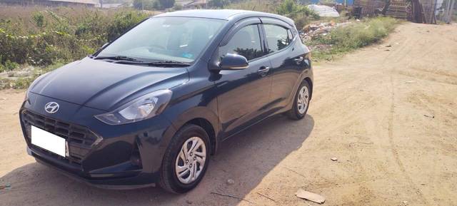 https://images10.gaadi.com/usedcar_image/3698485/original/processed_img2926436__used_car_2926436_1701495560.jpg?imwidth=6400