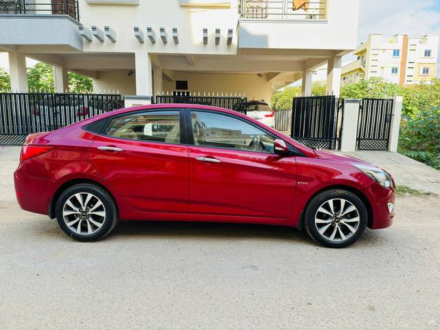 https://images10.gaadi.com/usedcar_image/3698486/original/img2926437__used_car_2926437_1701495698.jpg?imwidth=6401