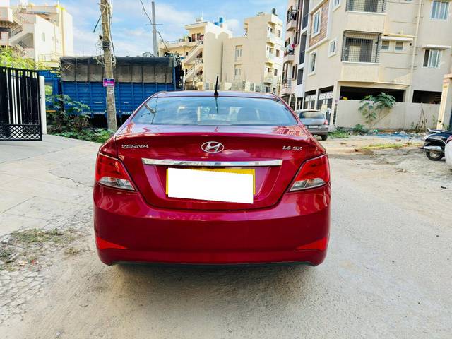 https://images10.gaadi.com/usedcar_image/3698486/original/processed_img2926437__used_car_2926437_1701495692.jpg?imwidth=6402