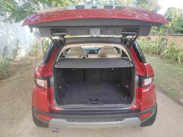 https://images10.gaadi.com/usedcar_image/3698503/original/img2926445__used_car_2926445_1701496087.jpg?imwidth=6401