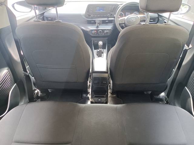 https://images10.gaadi.com/usedcar_image/3698526/original/img2926456__usedcar_7_2741701496915_1701496934.jpg?imwidth=6401
