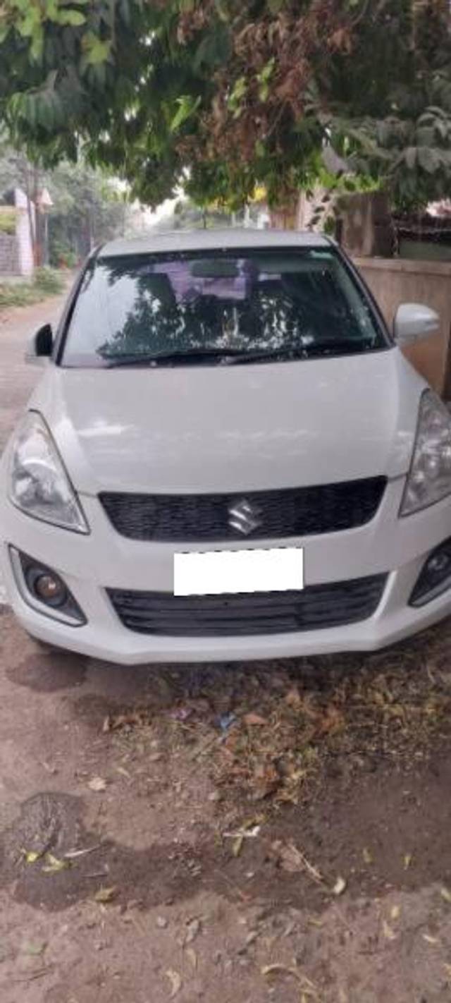 https://images10.gaadi.com/usedcar_image/3698546/original/processed_a83592c3-7288-4040-b94c-8589a98581f1.jpg?imwidth=6400