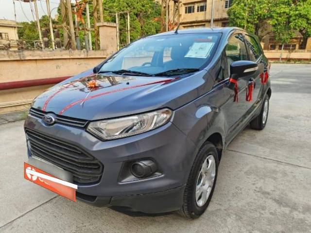 https://images10.gaadi.com/usedcar_image/3698562/original/processed_img2926470__used_car_2926470_1701498320.jpg?imwidth=6400