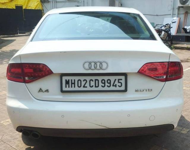 https://images10.gaadi.com/usedcar_image/3698592/original/processed_img2926492__usedcar_2_42001701498860_1701498881.jpeg?imwidth=6402