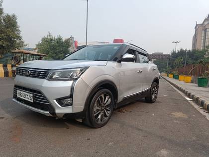 Mahindra XUV300 W8 Option BSVI Mahindra XUV300 W8 Option BSVI