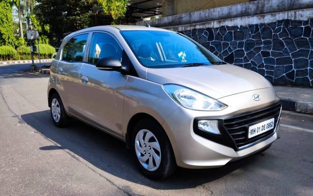 https://images10.gaadi.com/usedcar_image/3698617/original/processed_img2926507__used_car_2926507_1701499860.jpg?imwidth=6400