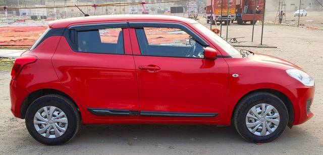 https://images10.gaadi.com/usedcar_image/3698639/original/processed_img2926515__used_car_2926515_1701500454.jpg?imwidth=6401