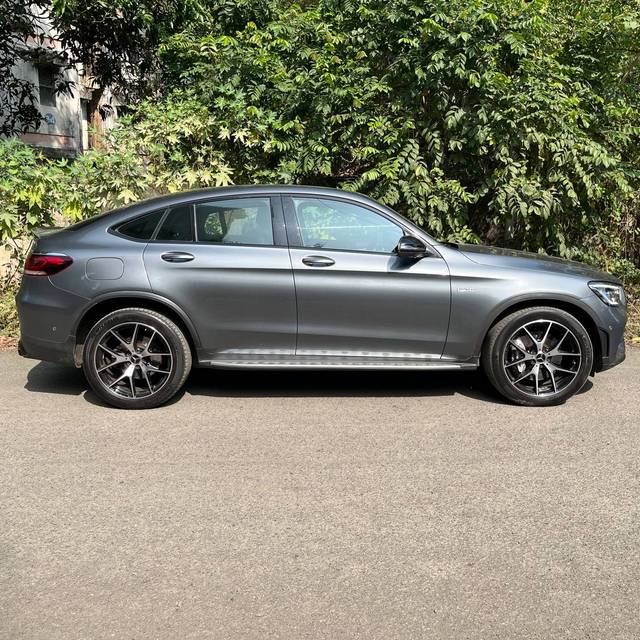 https://images10.gaadi.com/usedcar_image/3698649/original/img2926520__usedcar_photo_6294139161015335832_y_17211701500550_1701500624.jpg?imwidth=6401