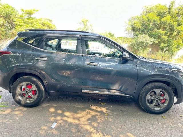 https://images10.gaadi.com/usedcar_image/3698666/original/processed_a7ac85d2-13b2-4257-98c0-c6205ccbceea.jpg?imwidth=6401