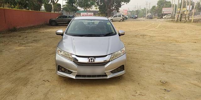 https://images10.gaadi.com/usedcar_image/3698693/original/25__VCC_1823844_94_1700893463.jpg?imwidth=6400