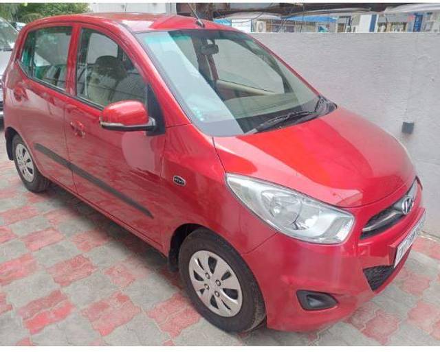https://images10.gaadi.com/usedcar_image/3698714/original/processed_img2926560__usedcar_1_2741701502311_1701502348.JPG?imwidth=6401