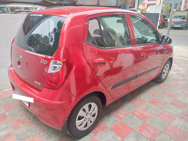 https://images10.gaadi.com/usedcar_image/3698714/original/processed_img2926560__usedcar_2_2741701502311_1701502348.jpg?imwidth=6400