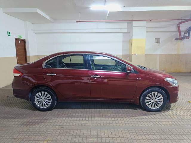 https://images10.gaadi.com/usedcar_image/3698736/original/processed_img2926574__usedcar_img_20231130_wa0017_27821701502676_1701502771.jpg?imwidth=6401