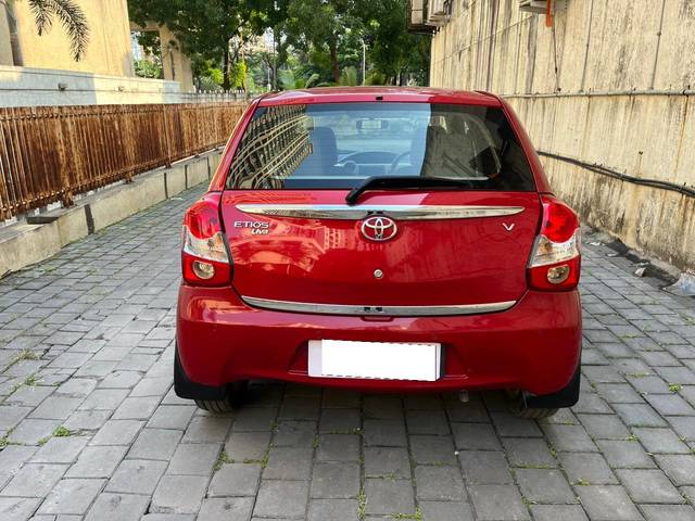 https://images10.gaadi.com/usedcar_image/3698743/original/processed_img2926579__usedcar_whatsappimage2023_10_11at154734_1__2926579_1701851676.jpeg?imwidth=6401