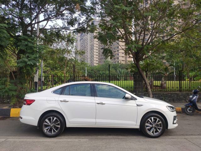 https://images10.gaadi.com/usedcar_image/3698757/original/processed_img2926587__used_car_2926587_1701513531.jpg?imwidth=6401