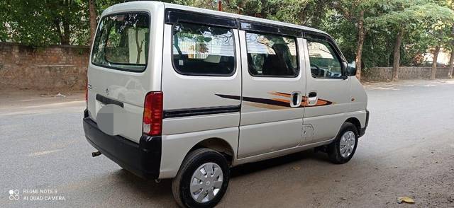 https://images10.gaadi.com/usedcar_image/3698808/original/processed_img2926625__usedcar_img_20231202_wa0301_30581701504584_1701504642.jpg?imwidth=6402