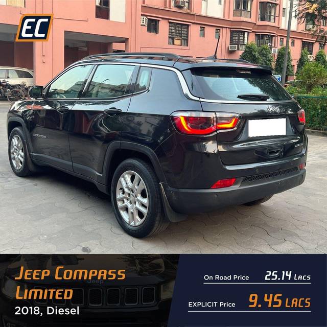 https://images10.gaadi.com/usedcar_image/3698813/original/processed_img2926626__used_car_2926626_1701505116.jpg?imwidth=6402