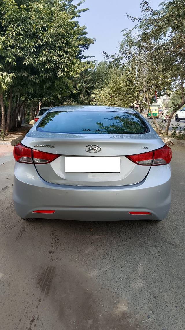 https://images10.gaadi.com/usedcar_image/3698869/original/processed_img2926658__used_car_2926658_1701506453.jpg?imwidth=6402