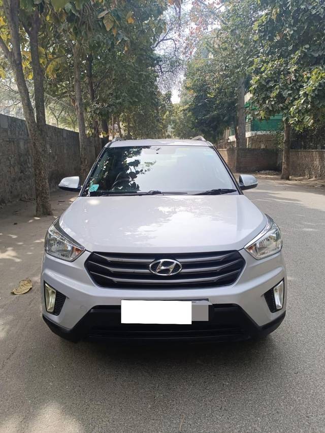 https://images10.gaadi.com/usedcar_image/3698871/original/processed_img2926659__usedcar_img_20231202_wa0305_30581701506215_1701506324.jpg?imwidth=6402