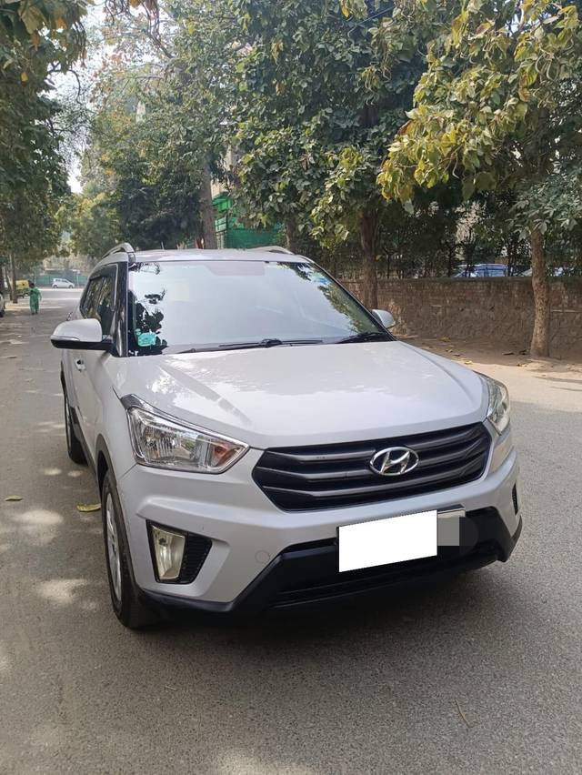 https://images10.gaadi.com/usedcar_image/3698871/original/processed_img2926659__usedcar_img_20231202_wa0308_30581701506215_1701506325.jpg?imwidth=6400