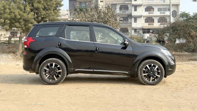 https://images10.gaadi.com/usedcar_image/3698873/original/img2926661__used_car_2926661_1701506766.JPG?imwidth=6401