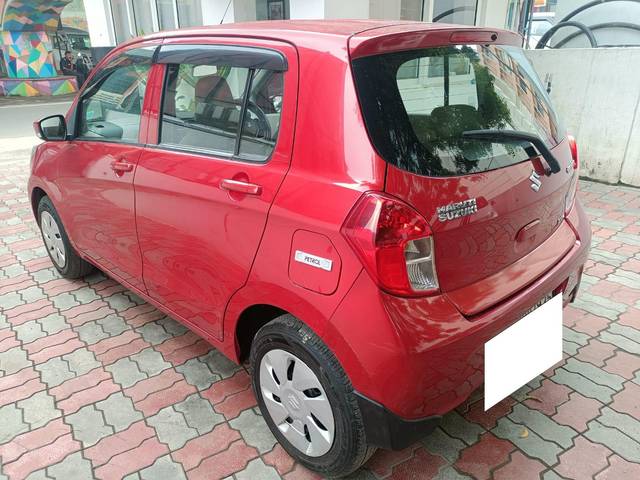 https://images10.gaadi.com/usedcar_image/3698910/original/processed_img2926678__usedcar_2_2741701508103_1701508118.jpg?imwidth=6401