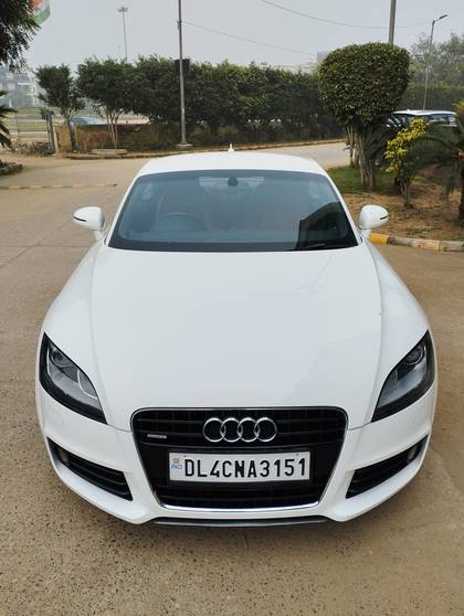 Audi TT Coupe 3.2 quattro S tronic Audi TT Coupe 3.2 quattro S tronic
