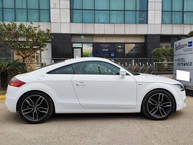 https://images10.gaadi.com/usedcar_image/3698912/original/processed_img2926680__used_car_2926680_1701508261.jpg?imwidth=6401