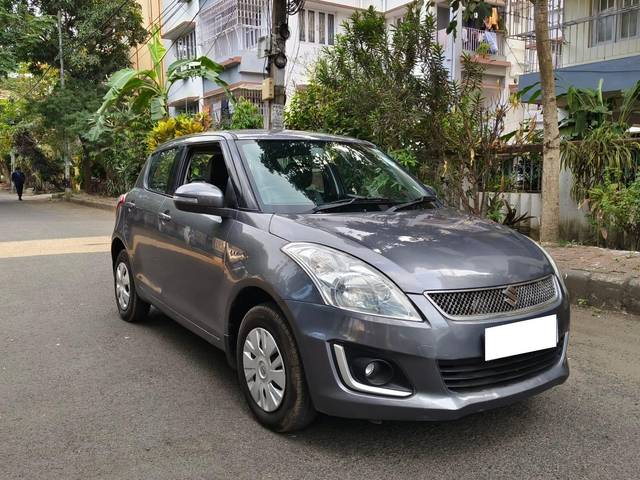 https://images10.gaadi.com/usedcar_image/3698970/original/processed_img2926717__used_car_2926717_1701509487.jpg?imwidth=6400