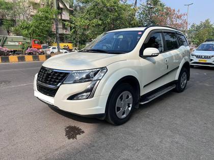 Mahindra XUV500 W7 Mahindra XUV500 W7
