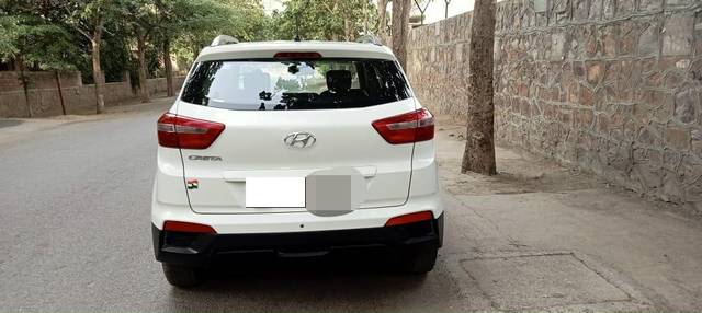 https://images10.gaadi.com/usedcar_image/3699009/original/processed_img2926740__usedcar_img_20231202_wa0384_30581701510117_1701510219.jpg?imwidth=6402
