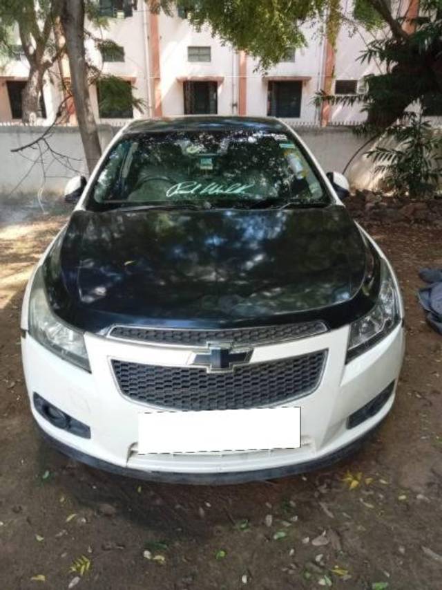 https://images10.gaadi.com/usedcar_image/3699022/original/processed_65863055-af28-47c3-b682-08e061a6947c.jpg?imwidth=6400