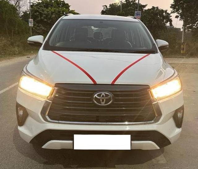 https://images10.gaadi.com/usedcar_image/3699023/original/processed_img2926746__used_car_2926746_1701511077.jpg?imwidth=6402