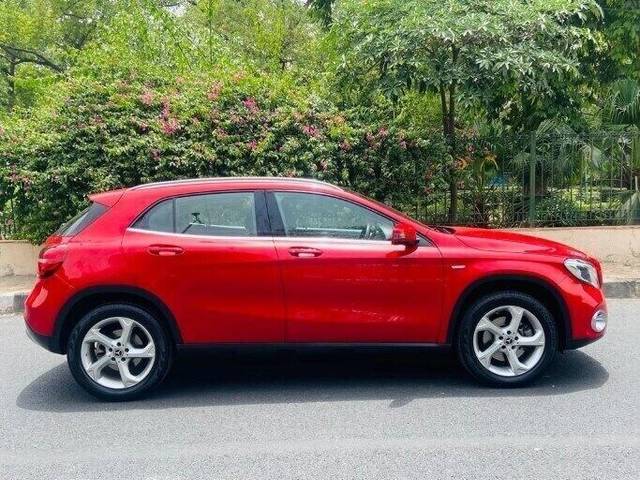 https://images10.gaadi.com/usedcar_image/3699079/original/img2926778__used_car_2926778_1701512782.png?imwidth=6401