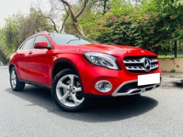 https://images10.gaadi.com/usedcar_image/3699079/original/processed_img2926778__used_car_2926778_1701512788.png?imwidth=6400