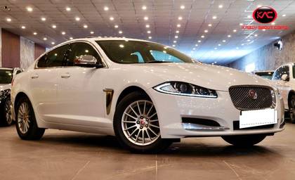 Jaguar XF 2.0 Diesel Prestige Jaguar XF 2.0 Diesel Prestige
