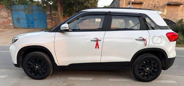 https://images10.gaadi.com/usedcar_image/3699156/original/processed_img2926825__used_car_2926825_1701515250.jpg?imwidth=6402