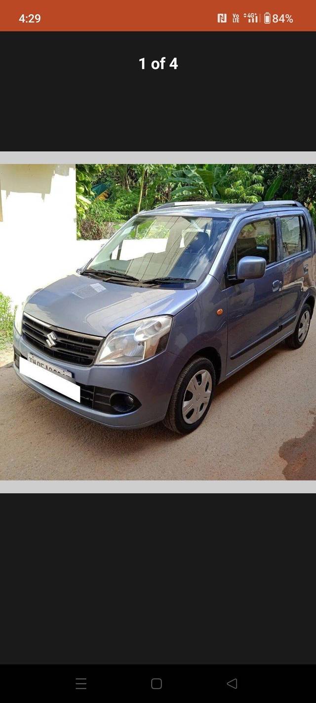 https://images10.gaadi.com/usedcar_image/3699158/original/processed_img2926827__used_car_2926827_1701515283.jpg?imwidth=6401