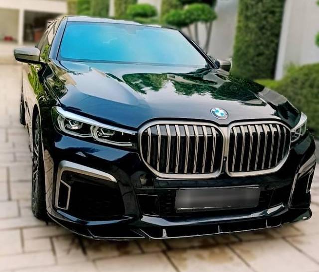 https://images10.gaadi.com/usedcar_image/3699218/original/processed_ce3b65d9-bb5a-4808-a8eb-52402a953537.jpg?imwidth=6402